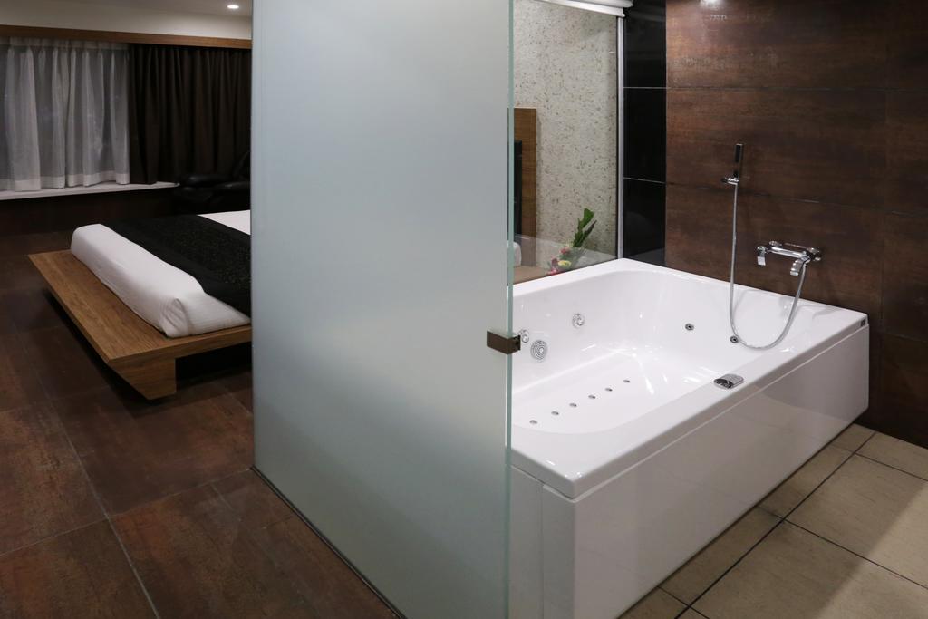 Grand Kailash Hotel Aurangabad  Phòng bức ảnh