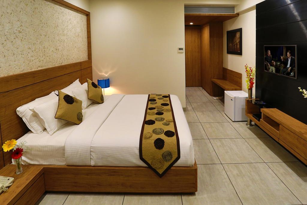 Grand Kailash Hotel Aurangabad  Phòng bức ảnh