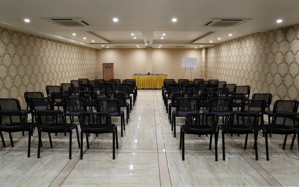 Grand Kailash Hotel Aurangabad  Ngoại thất bức ảnh